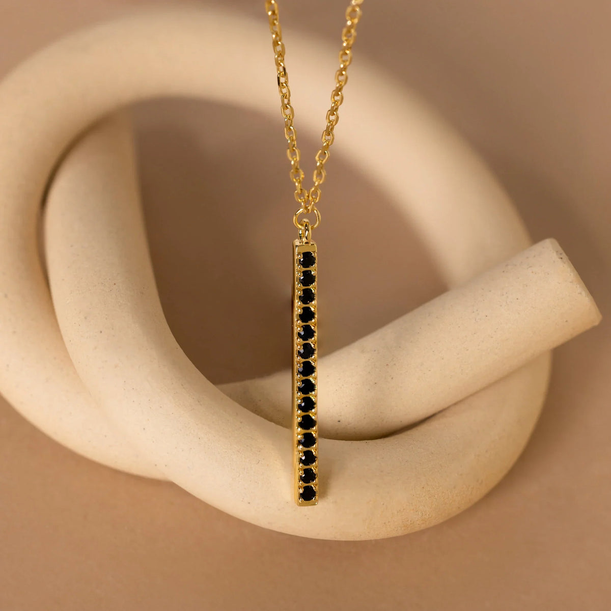 Onyx bar pendant necklace