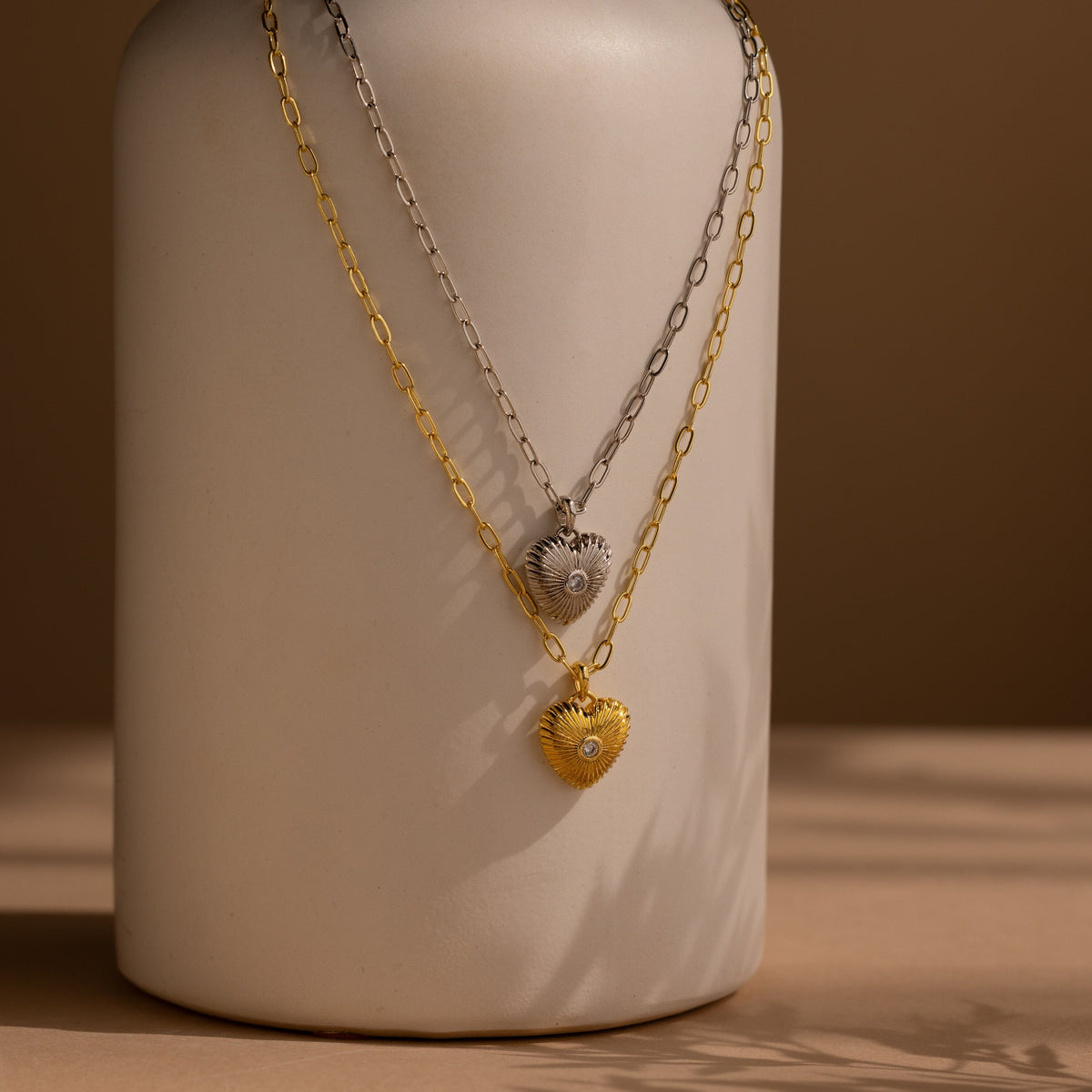 Diamond ribbed heart necklace