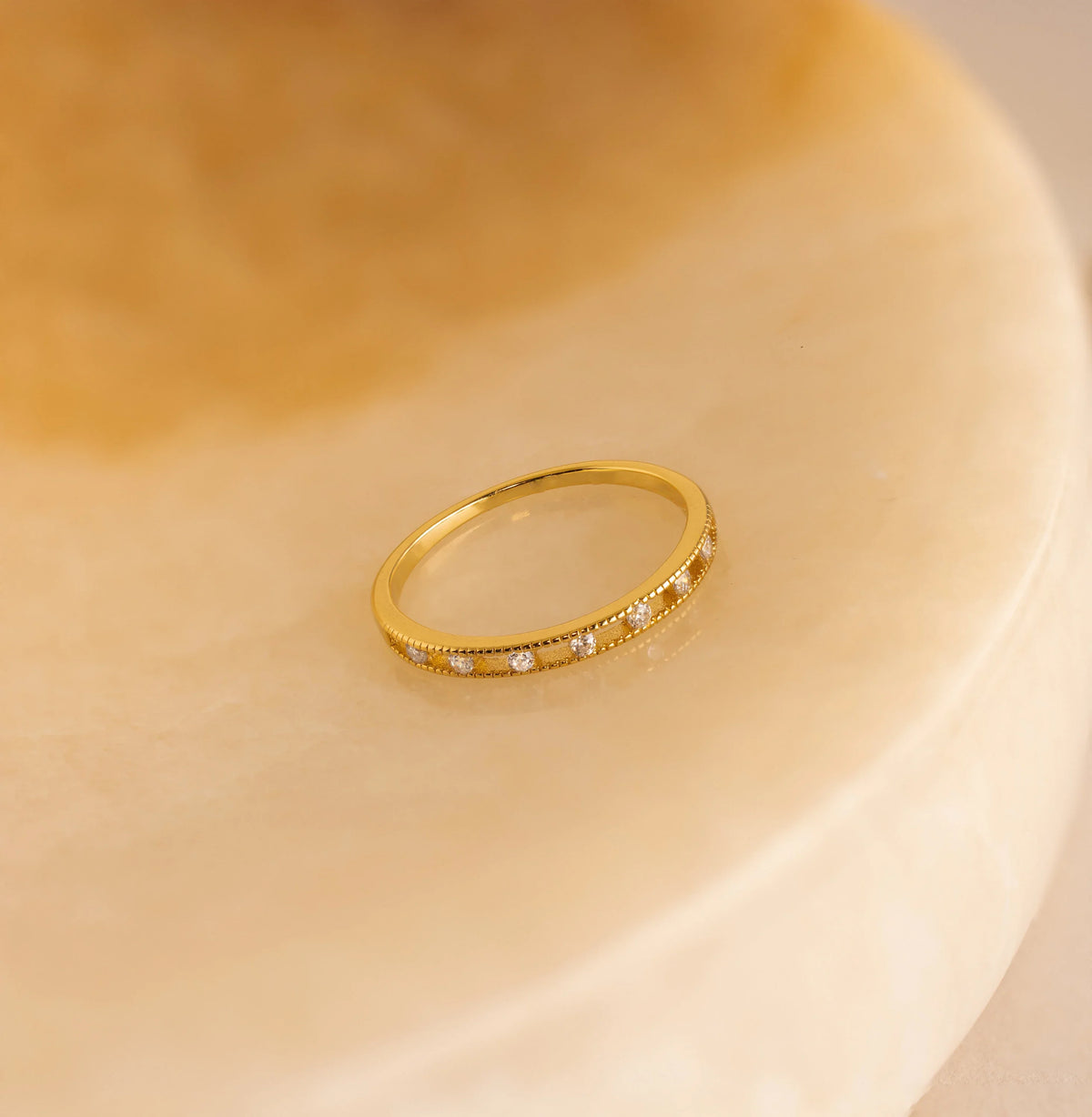 Diamond station ring