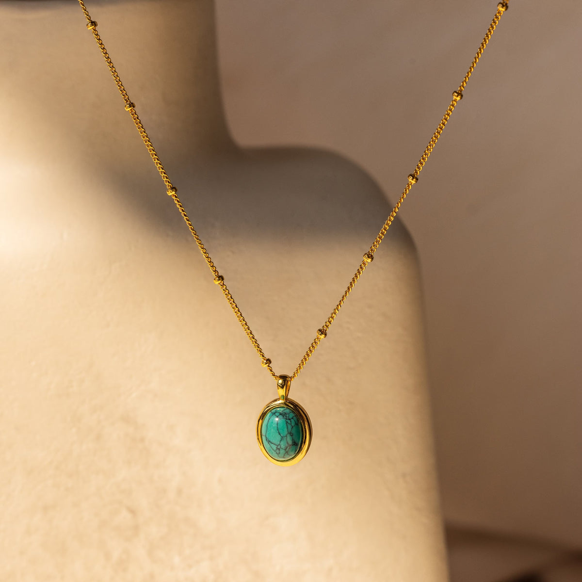 Turquoise pendant necklace