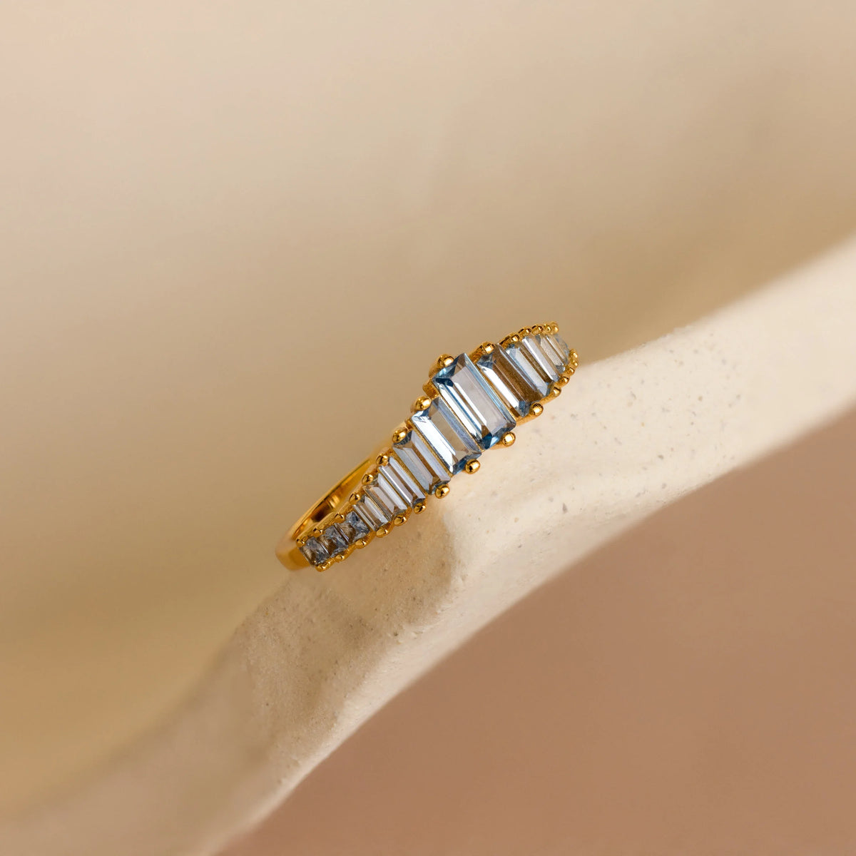 Art deco aquamarine ring