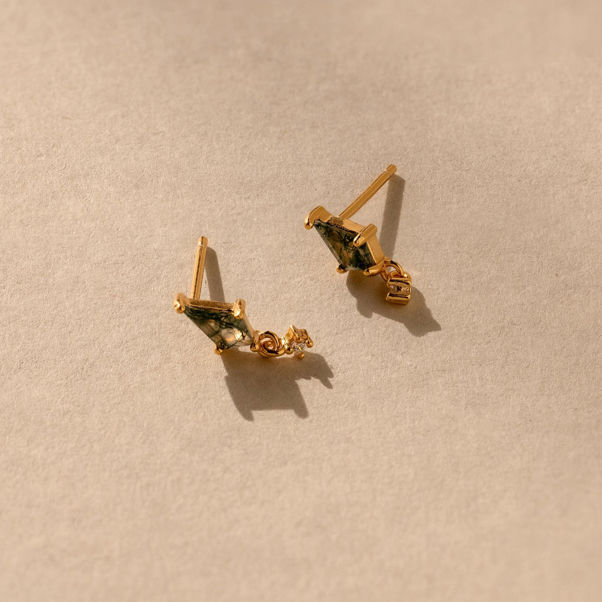 Agate kite drop earrings
