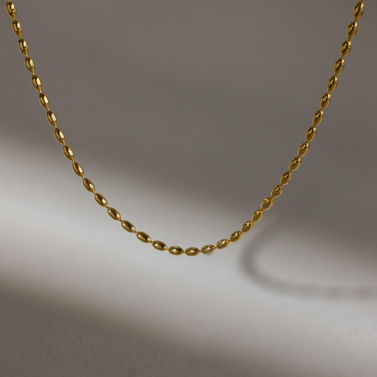 Oval beaded necklace
