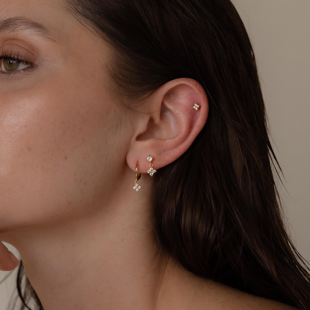 Ivy flower flat back studs