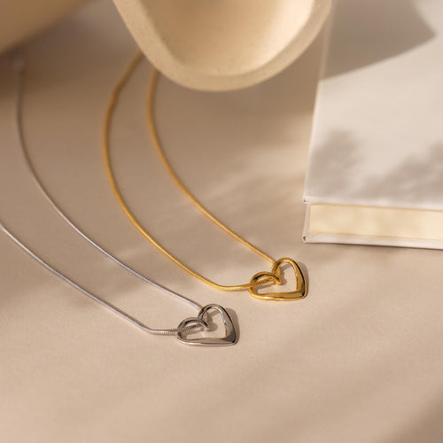 Heart knot necklace