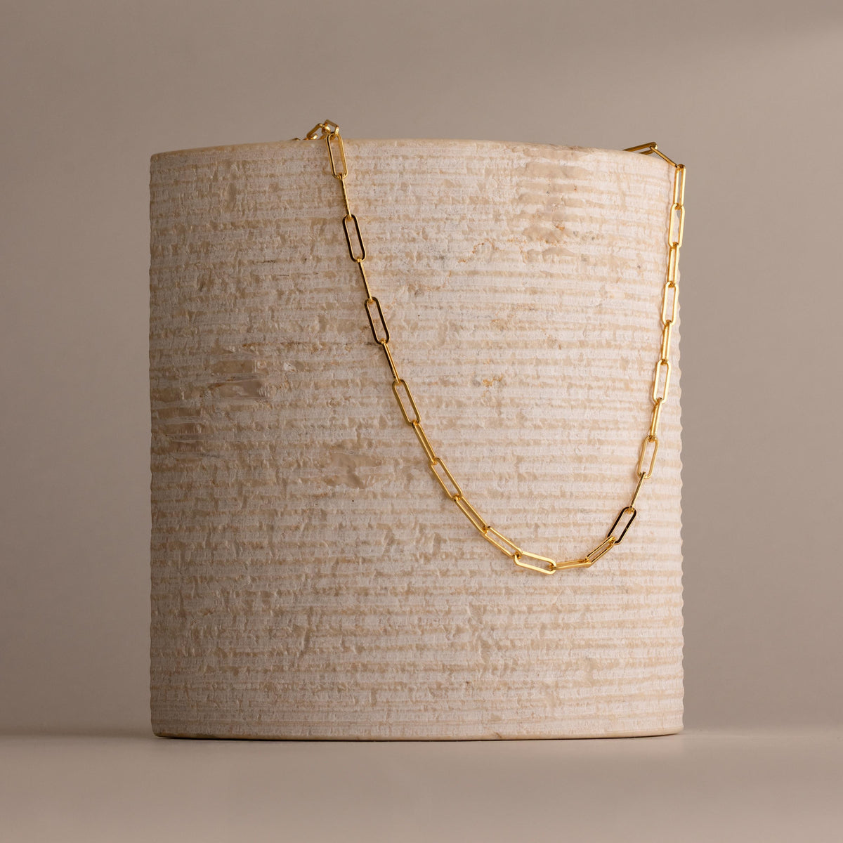 Bold paperclip chain necklace