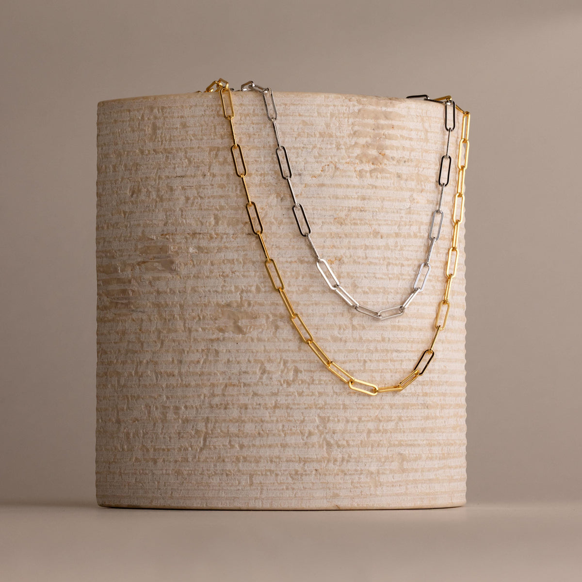 Bold paperclip chain necklace