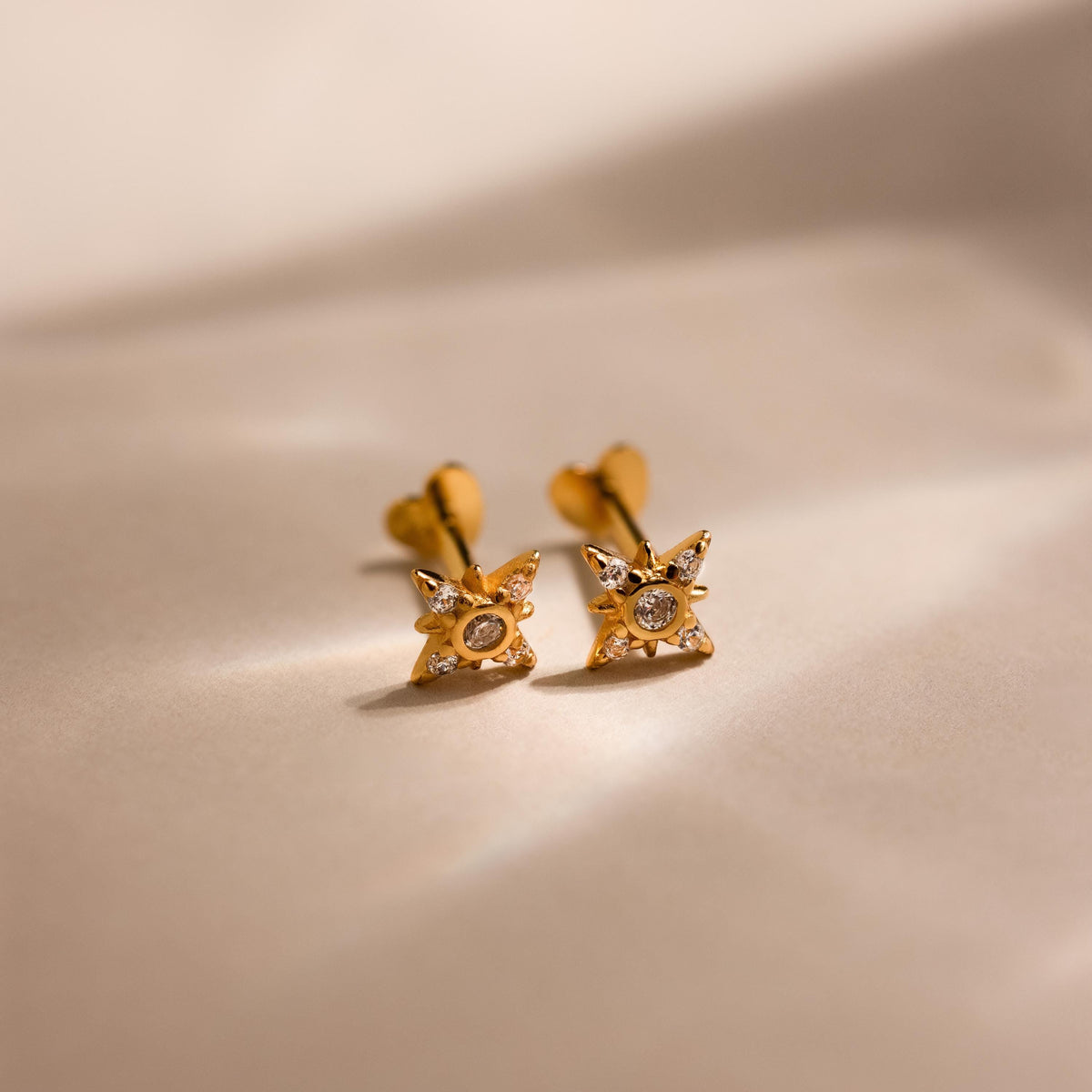 Starburst flat back studs 1