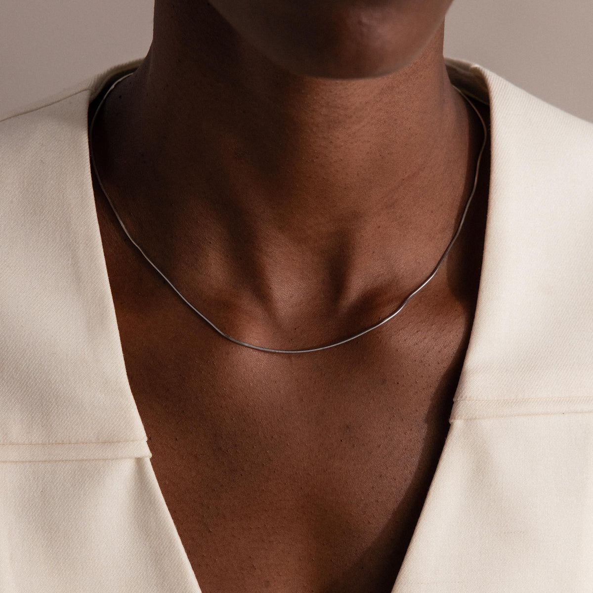 Dainty herringbone necklace