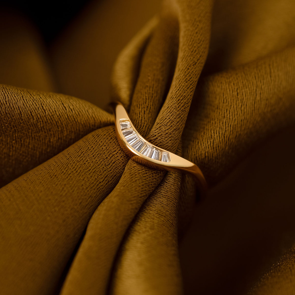 Crescent Wave Diamond Band