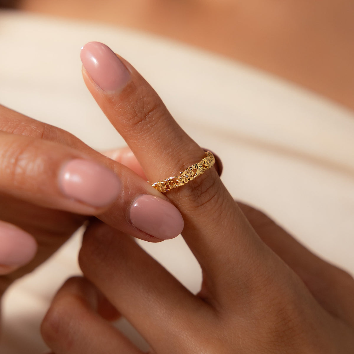 Vintage Flower Petal Band