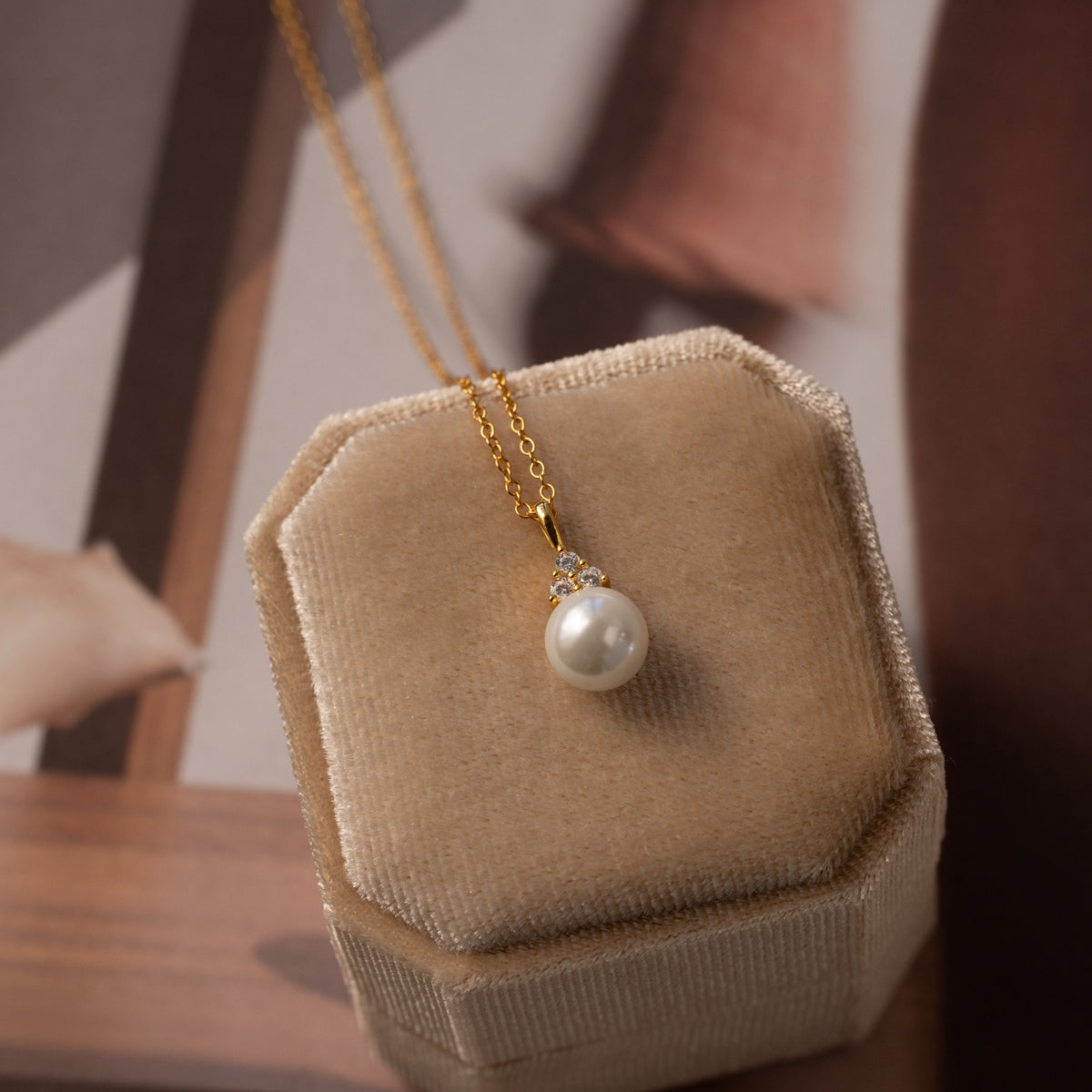 Diamond halo pearl necklace