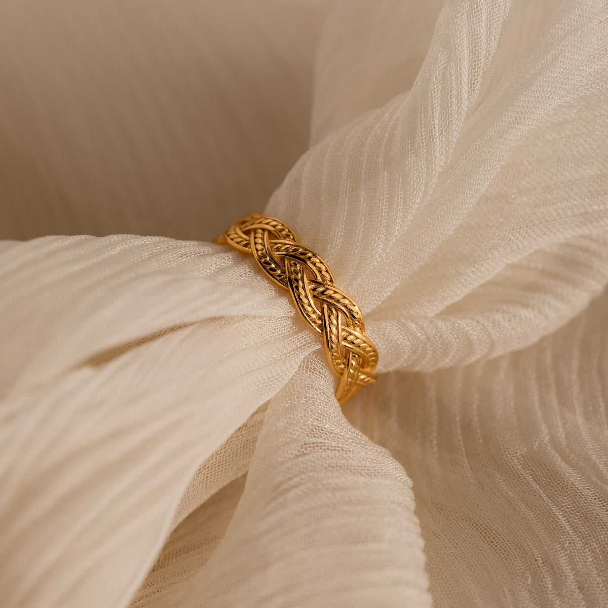 Woven ring
