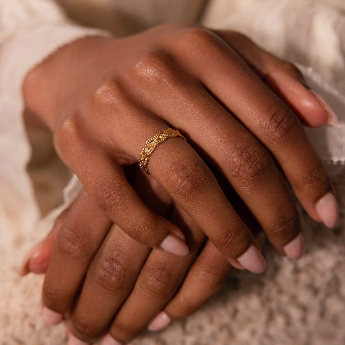 Woven ring