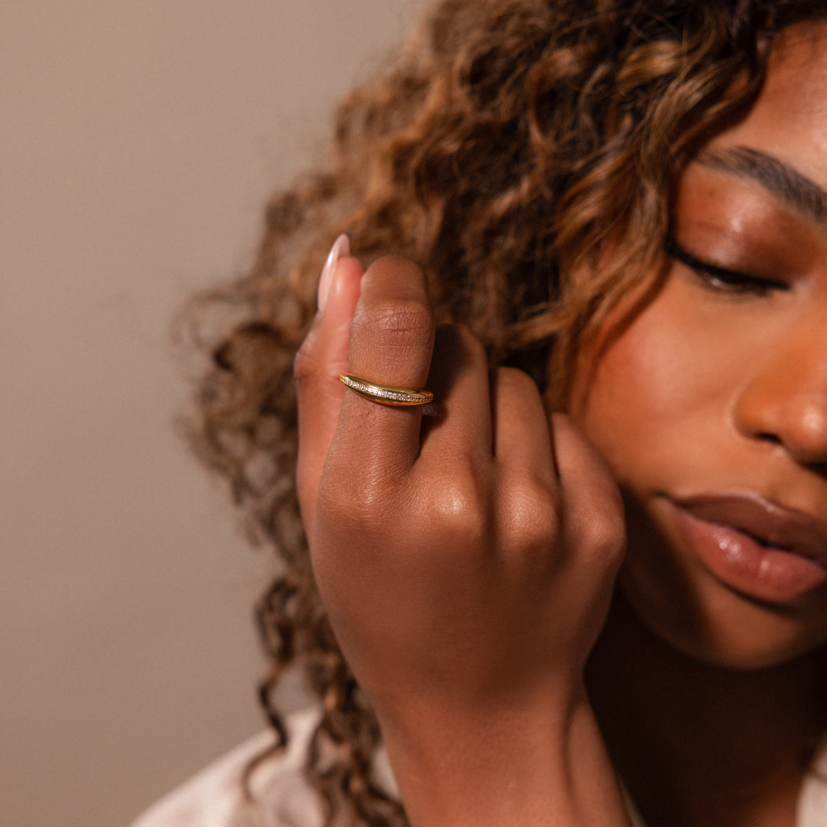 Pave curve dome ring