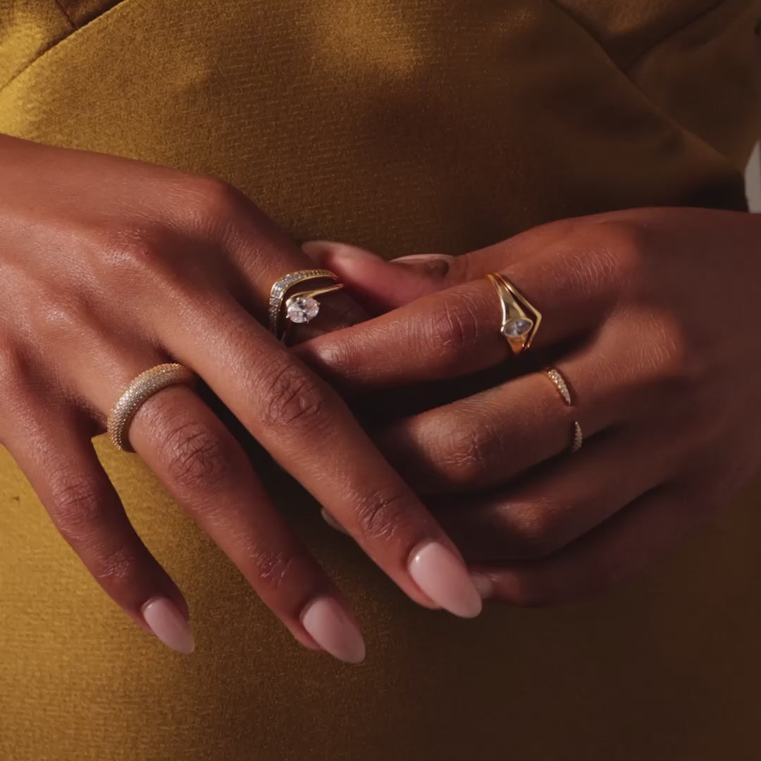 Diamond pavé chevron ring