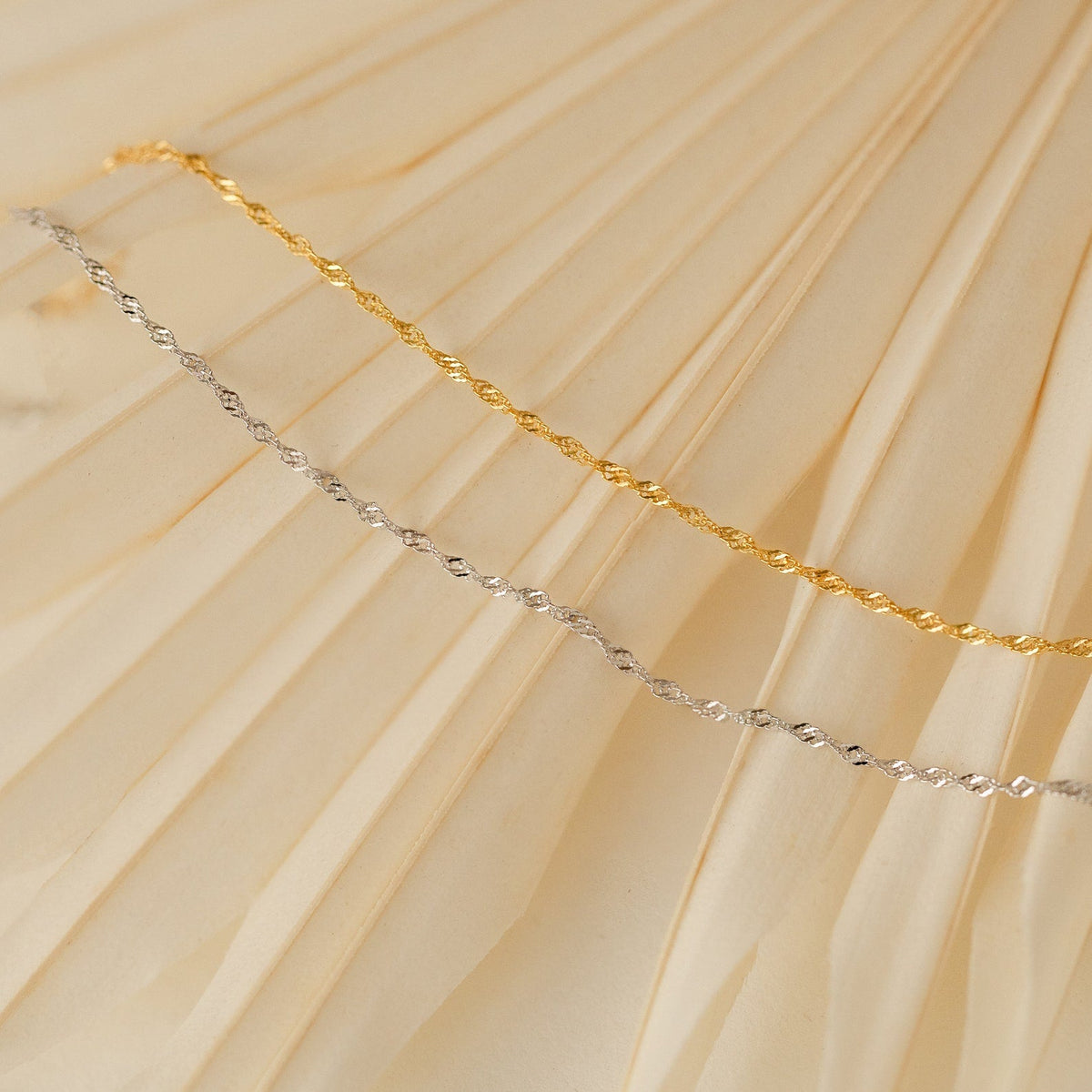Singapore twist bracelet