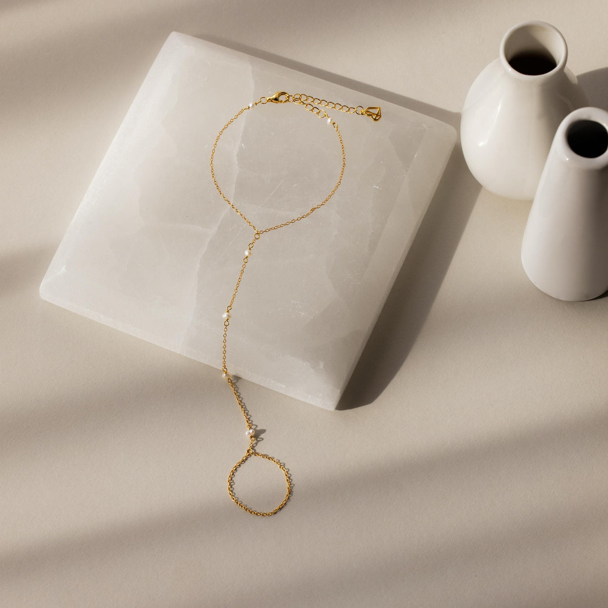 Pearl hand chain bracelet